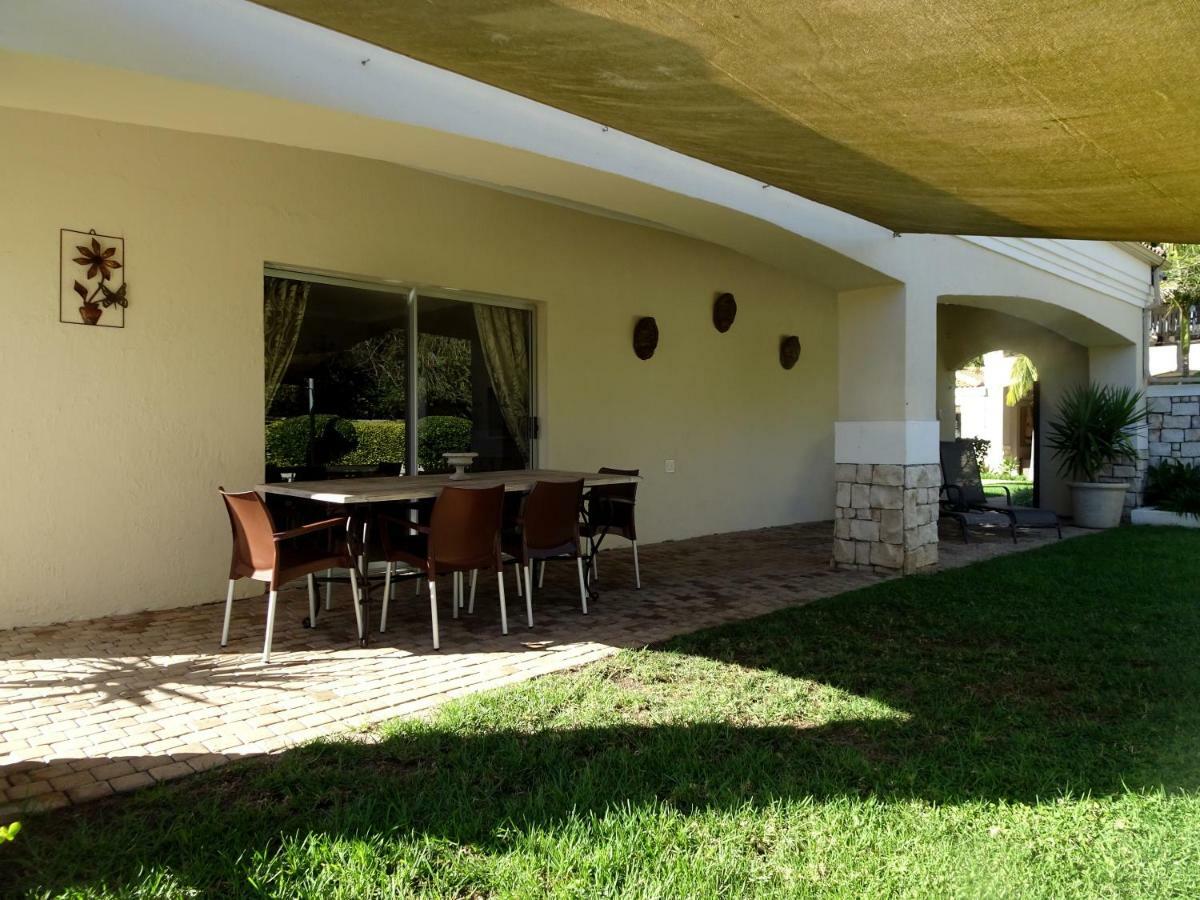 African Palm Cottage And Guesthouse Durbanville Εξωτερικό φωτογραφία