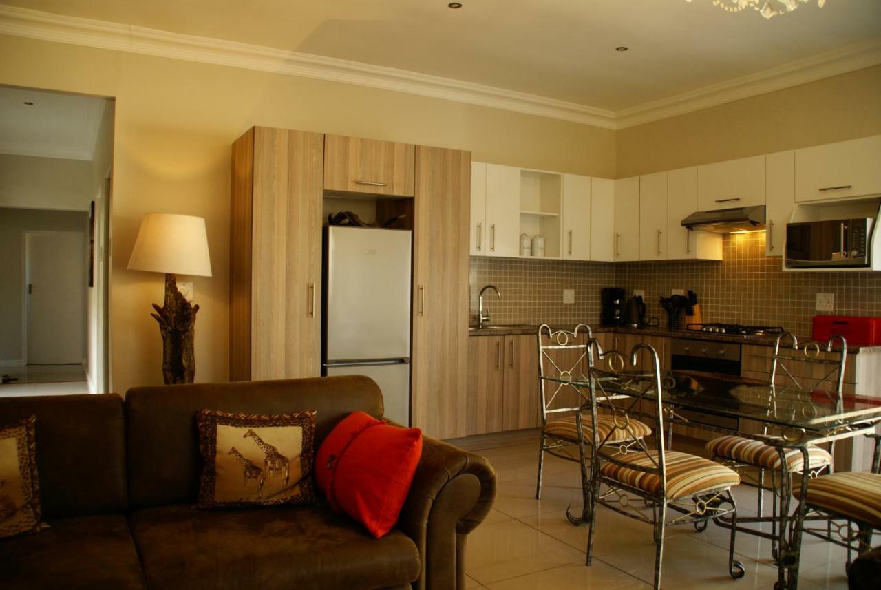 African Palm Cottage And Guesthouse Durbanville Εξωτερικό φωτογραφία